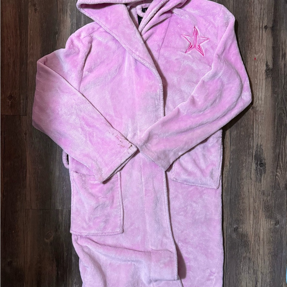 Pink Plush Bathrobe - Picture 2 of 6